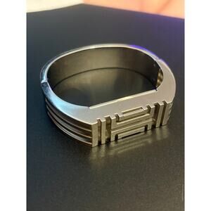 Tory Burch Fitbit Flex Hinged Bracelet Size 6.75” Designer Fitness Jewelry